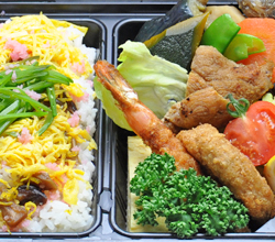 ボリューム満点のお弁当